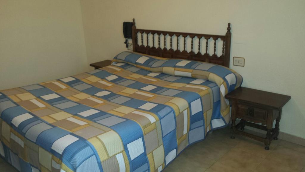 Hostal Botafumeiro Mota del Marqués Zewnętrze zdjęcie