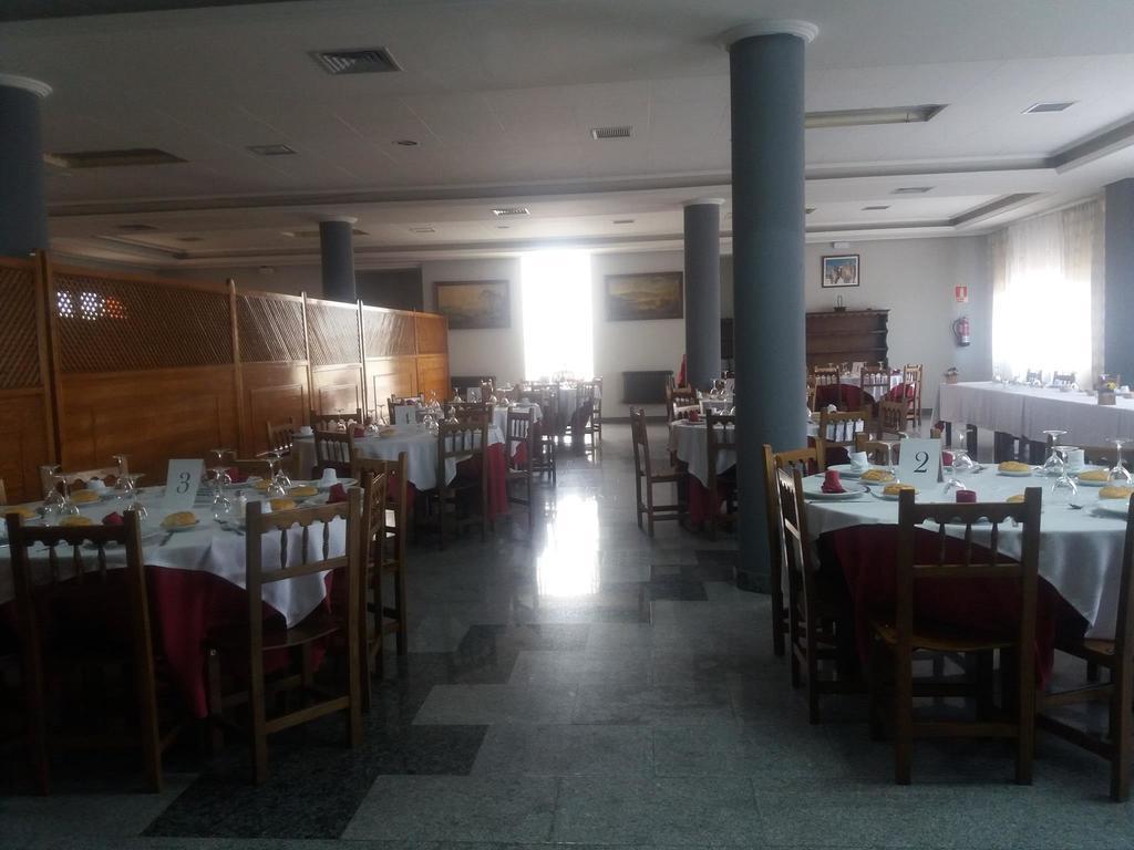 Hostal Botafumeiro Mota del Marqués Zewnętrze zdjęcie