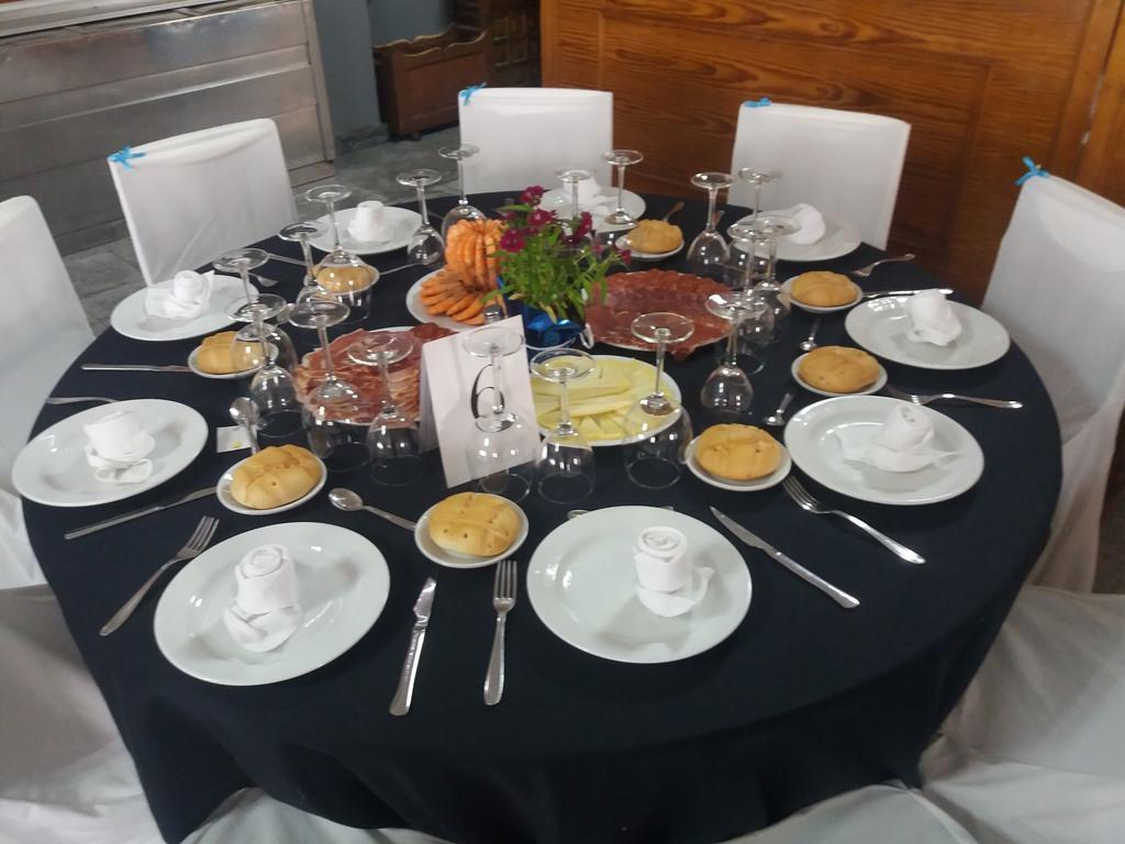 Hostal Botafumeiro Mota del Marqués Zewnętrze zdjęcie